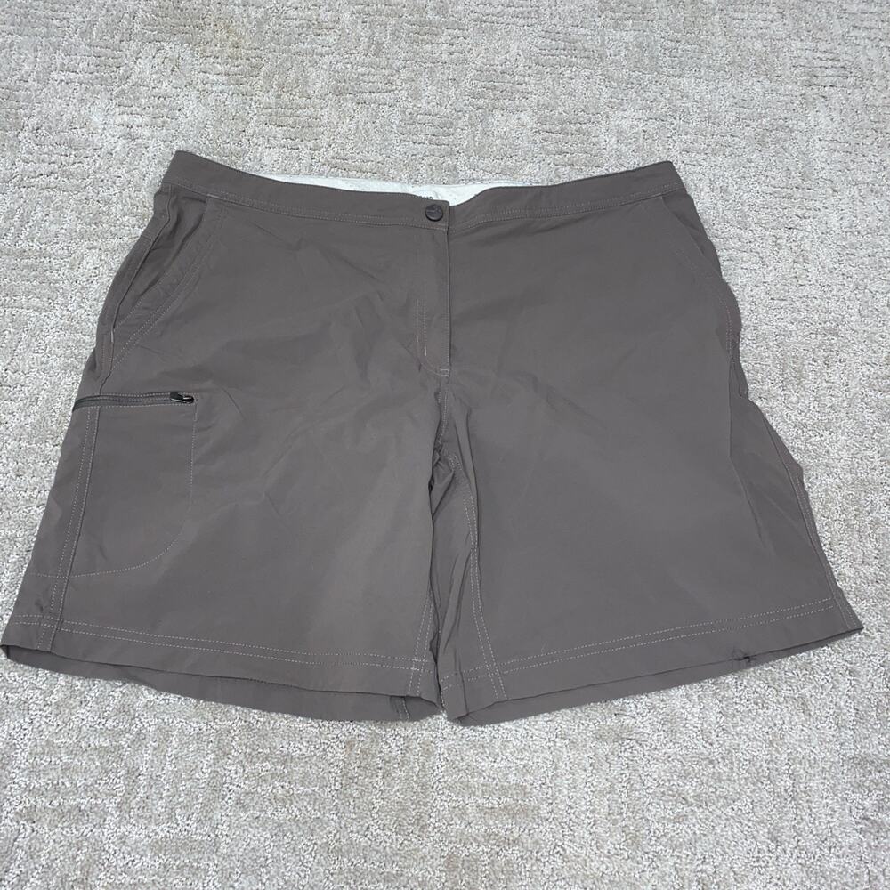 LL Bean Women's Comfort Trail Shorts Size 18 W Taupe Stretch Hiking Adjustable